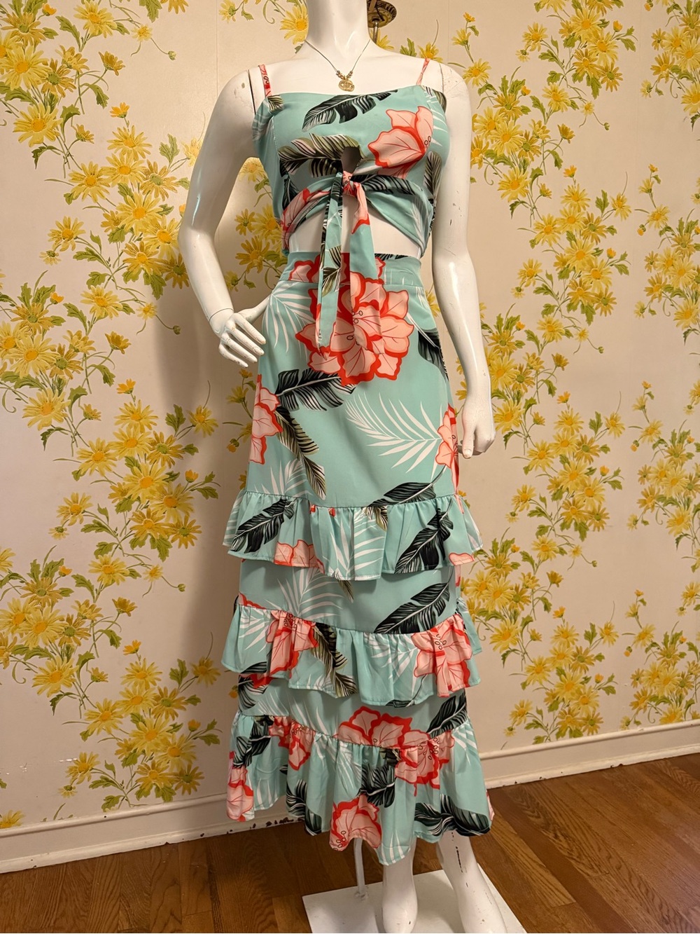 Tropical Floral Tie-Front Maxi Skirt Set in Mint size M